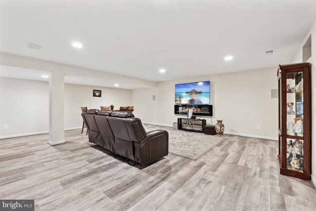 6573 Wellspring Ct, House other with 5 bedrooms, 5 bathrooms and null parking in WARRENTON VA | Image 56