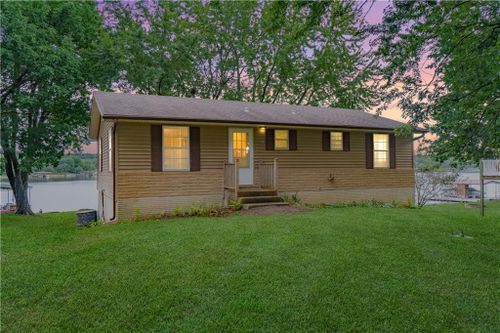 1004 Lake Viking Ter, Altamont, MO, 64620-8167 | Card Image