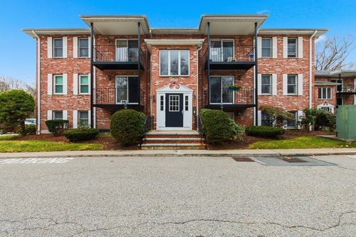 l-356 Neponset St, Canton, MA, 02021 | Card Image