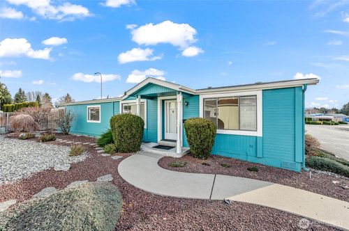 1702 Clark Dr, Wenatchee, WA, 98801-1494 | Card Image