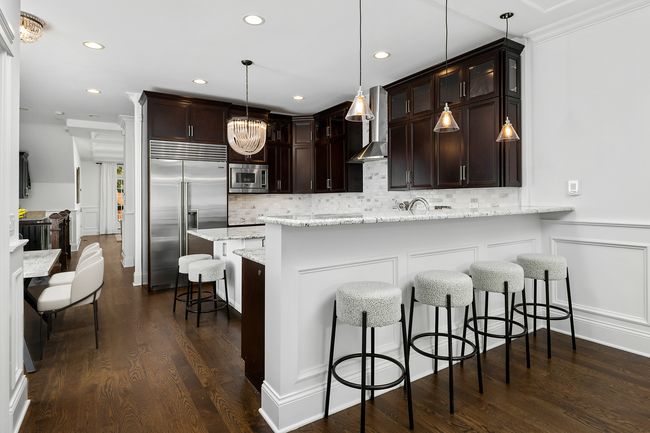 APT-1 - 1870 N Sheffield Ave, Condo with 4 bedrooms, 3 bathrooms and 1 parking in CHICAGO IL | Image 6
