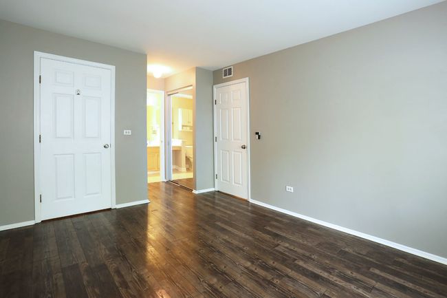 UNIT-1 - 339 Ashford Cir, Condo with 2 bedrooms, 2 bathrooms and 2 parking in Bartlett IL | Image 18