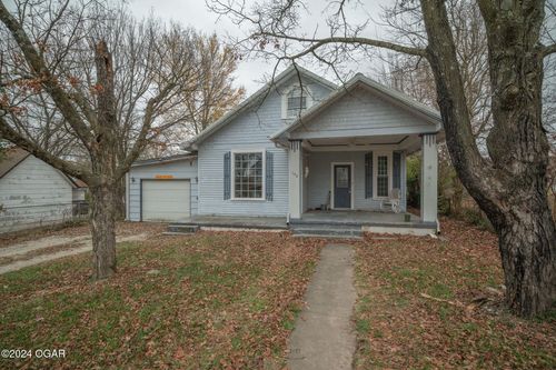 146 E Blow Street, Granby, MO, 64844 | Card Image