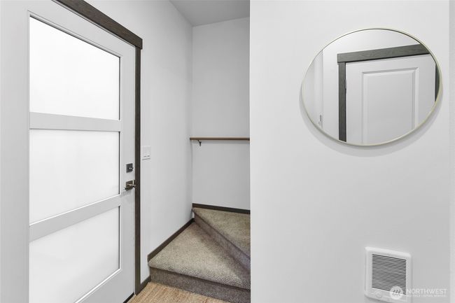 1345 Nolta Loop Ne, House other with 2 bedrooms, 2 bathrooms and null parking in Bainbridge Island WA | Image 9