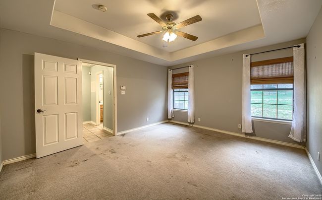 727 Falling Leaves Dr, House other with 3 bedrooms, 3 bathrooms and null parking in Adkins TX | Image 9