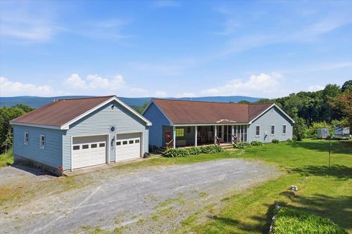 1253 Old West Rd, Arlington, VT, 05250-8716 | Card Image