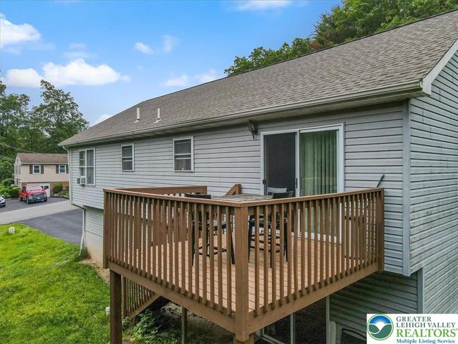 838 Cayuga Way, House other with 4 bedrooms, 3 bathrooms and null parking in Stroudsburg PA | Image 41