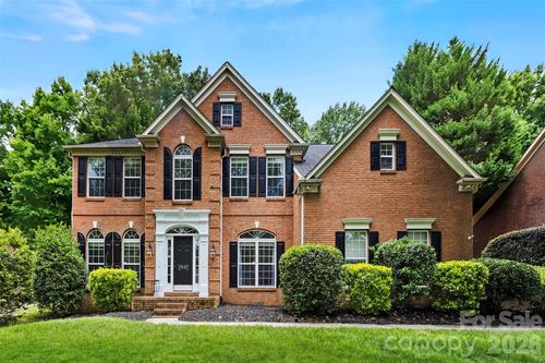 2832 Shady Reach Ln, Charlotte, NC, 28214-1657 | Card Image