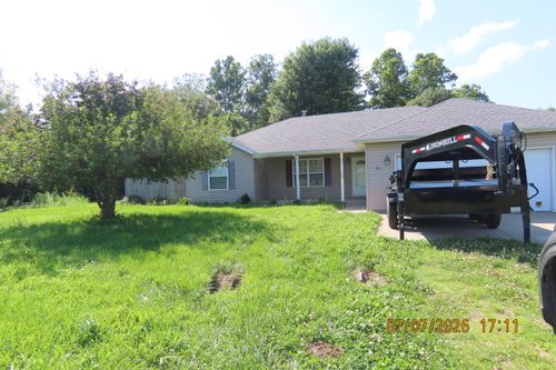 42 Sunnybrook Cir, Fair Grove, MO, 65648-8099 | Card Image