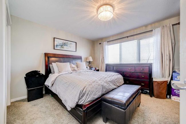786 Silkstone Close W, Home with 3 bedrooms, 2 bathrooms and 2 parking in Lethbridge AB | Image 24