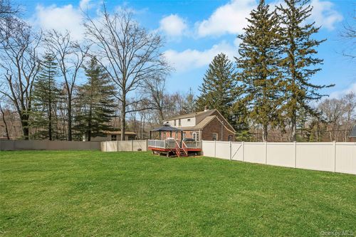 1 Brookside Ave, New City, NY, 10956-6501 | Card Image