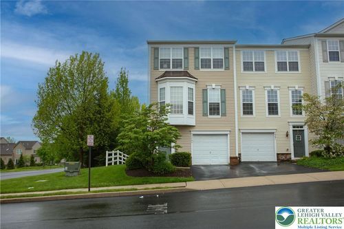 5293 Chandler Way, Orefield, PA, 18069-9105 | Card Image