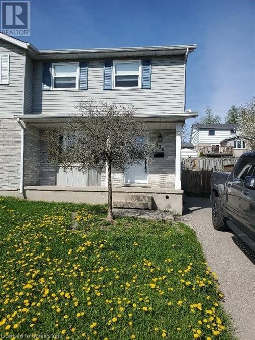 326 Benesfort Cres, Kitchener, ON, N2N3B8 | Card Image