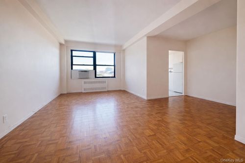 7aa-99-72 66 Rd, New York, NY, 11374 | Card Image