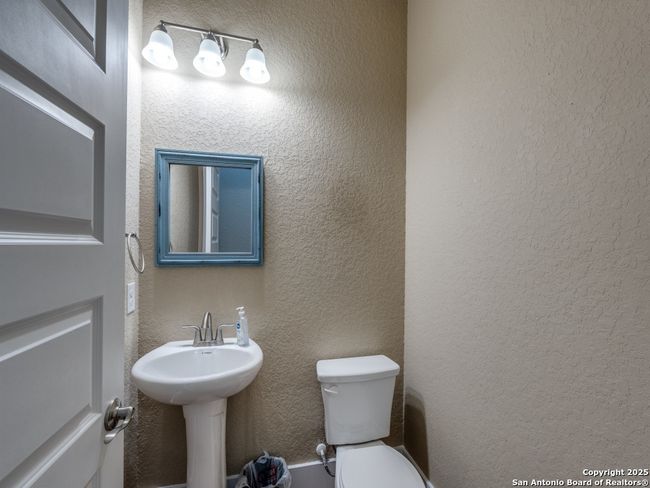 629 Windmill Ranch Rd, House other with 4 bedrooms, 5 bathrooms and null parking in Spring Branch TX | Image 17