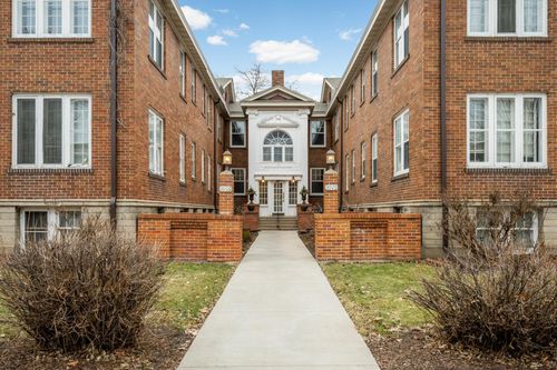 5-3909 Aldrich Ave S, Minneapolis, MN, 55409-1460 | Card Image
