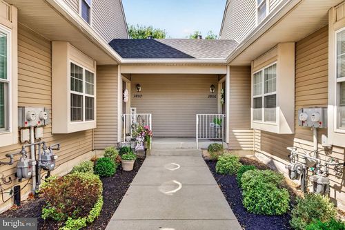 2807 Gramercy Way, MOUNT LAUREL, NJ, 08054-6737 | Card Image