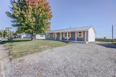 105 Avalon Street, House other with 3 bedrooms, 1 bathrooms and null parking in Brighton IL | Image 2