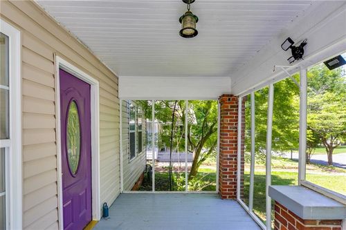 1834 Broad Ave, Atlanta, GA, 30344-2404 | Card Image