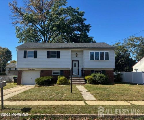 37 Shirley Blvd, Old Bridge, NJ, 08857-3401 | Card Image