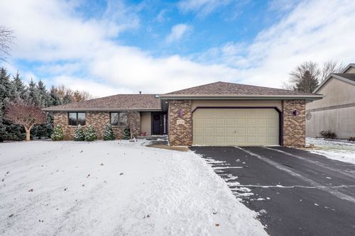 5539 Winners Cir, Caledonia, IL, 61011-9017 | Card Image