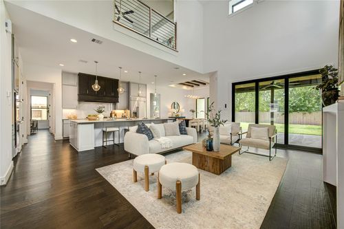 1504 Story St, Houston, TX, 77055-5340 | Card Image