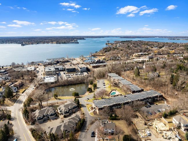 APT-208 - 205 Barry Ave S, Condo with 1 bedrooms, 1 bathrooms and null parking in Wayzata MN | Image 52