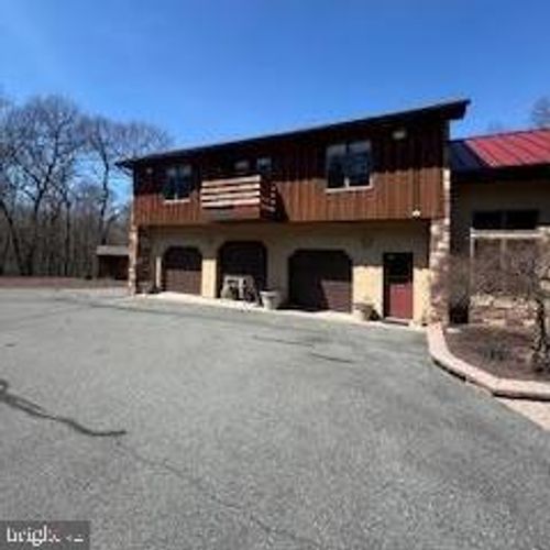 apartment-a-700 Hunters Road, MOHNTON, PA, 19540 | Card Image