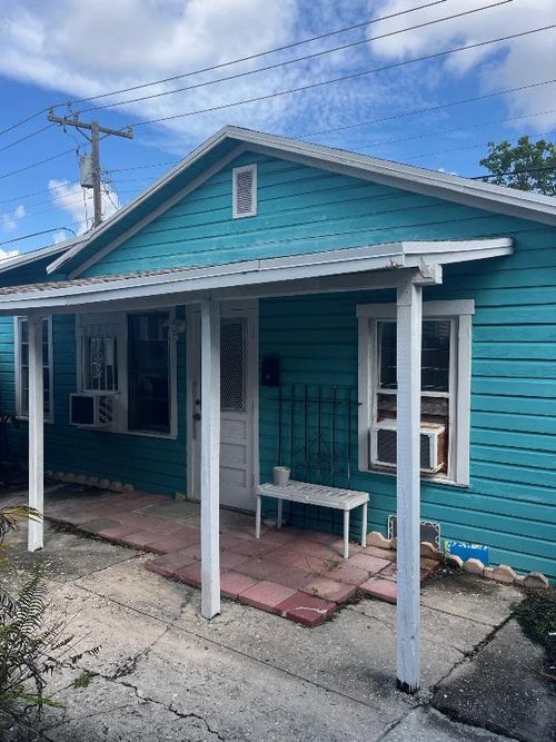 cottage-415 41st St, West Palm Beach, FL, 33407-4216 | Card Image