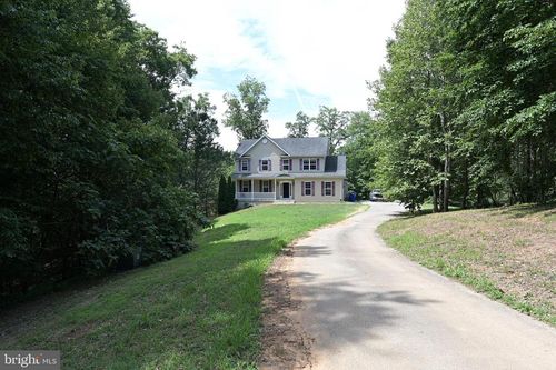 12331 Newport Run Pl, CHARLOTTE HALL, MD, 20622-3733 | Card Image
