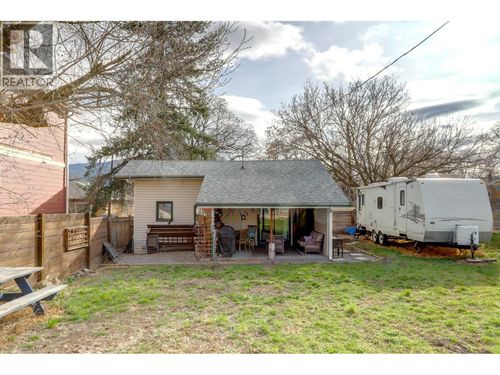 1703 33 St, Vernon, BC, V1T5P9 | Card Image