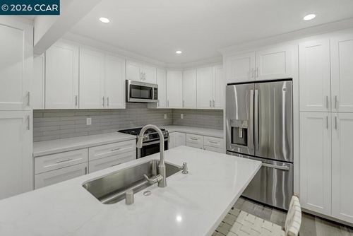 5-1124 Singingwood Ct, Walnut Creek, CA, 94595 | Card Image