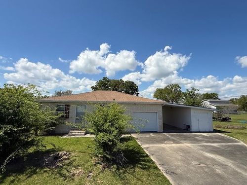 103 Lecompte Dr, Bourg, LA, 70343-3709 | Card Image