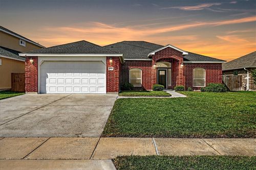 7509 Miriam Vale Ct, Corpus Christi, TX, 78414-2102 | Card Image