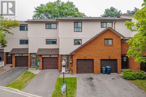 47 Dawson Cres, Brampton, ON, L6V3M5 | Card Image
