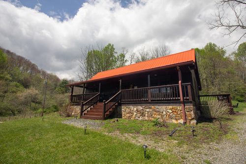7764 Wilson Hwy, Independence, VA, 24348-4145 | Card Image