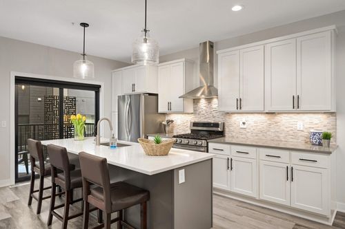6369 16th Ave S, Richfield, MN, 55423-1747 | Card Image
