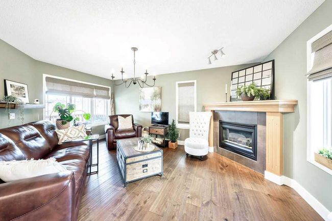 245 Inverness Park Se, Home with 3 bedrooms, 2 bathrooms and 2 parking in Calgary AB | Image 7
