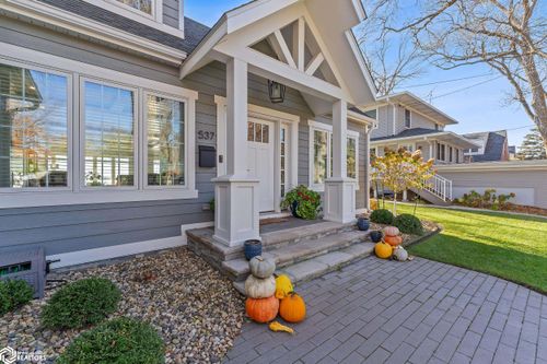 537 N Shore Dr, Clear Lake, IA, 50428-1342 | Card Image