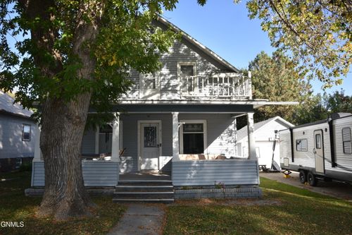 413 1st Ave Se, Ashley, ND, 58413-7306 | Card Image