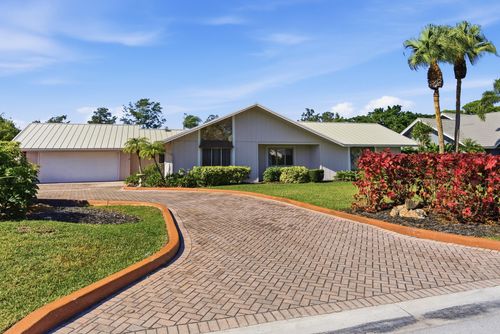 5151 Se Burning Tree Cir, Stuart, FL, 34997-8725 | Card Image