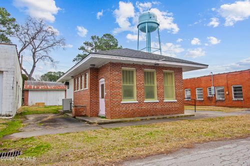 470 4th Street, Aurora, NC, 27806 | Card Image