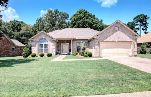 3816 Legacy Village Dr, Benton, AR, 72015-9745 | Card Image