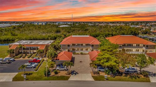 122-3239 Purple Martin Dr, Punta Gorda, FL, 33950-2612 | Card Image