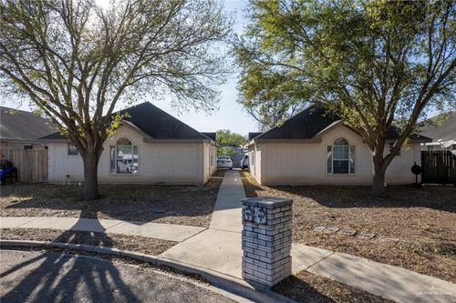 709 La Mancha Dr, Edinburg, TX, 78541-5693 | Card Image