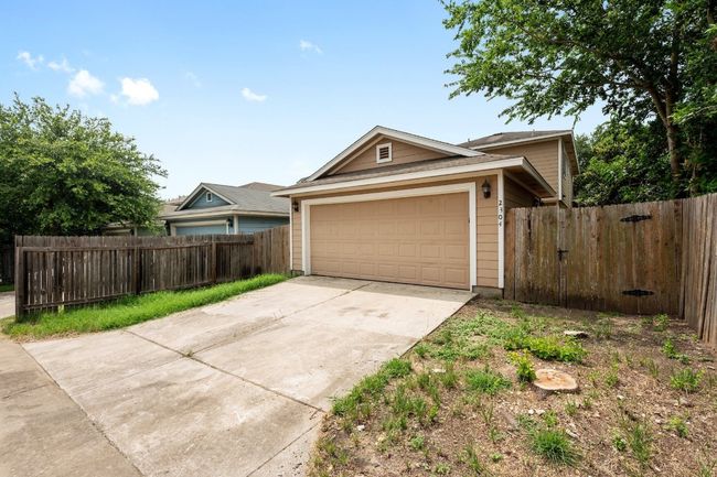 2304 Melissa Oaks Ln, House other with 3 bedrooms, 3 bathrooms and null parking in Austin TX | Image 17