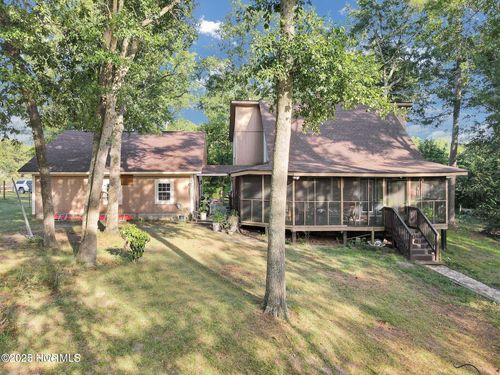 208 Kyra Ln, Maxton, NC, 28364-7706 | Card Image