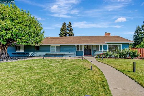 5891 Caulfield Dr, Clayton, CA, 94517-1010 | Card Image