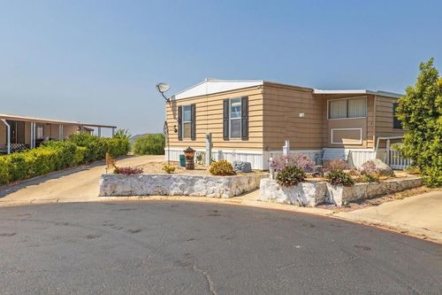 spc-110-9100 Single Oak Dr, Lakeside, CA, 92040-4548 | Card Image