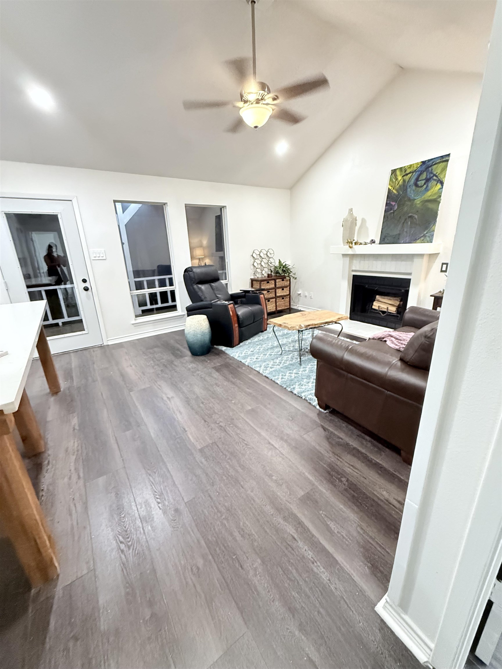 Residential in Holly Lake Ranch 4